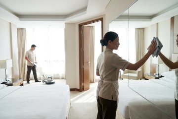 Hotel Cleaning in Brookeville, Maryland by Cross & Clean Cleaning Service LLC